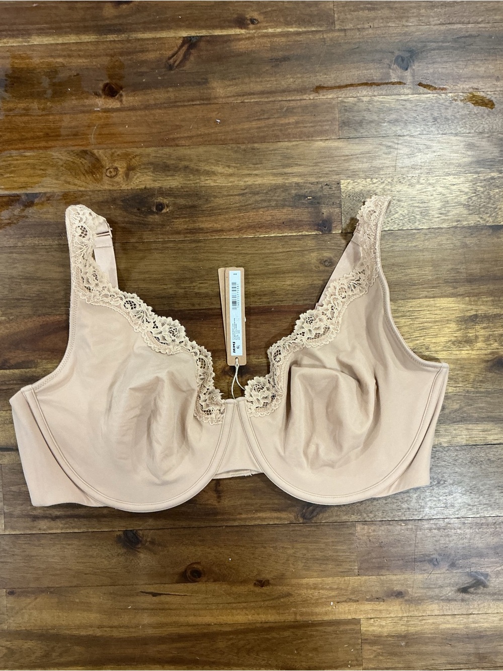 SKIMS Lace-Trim Underwire Bra in Nude Blush